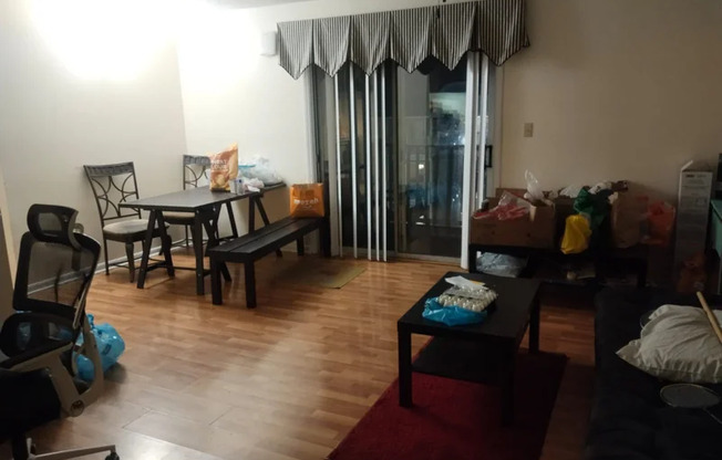 9523 UNIVERSITY TERRACE DR