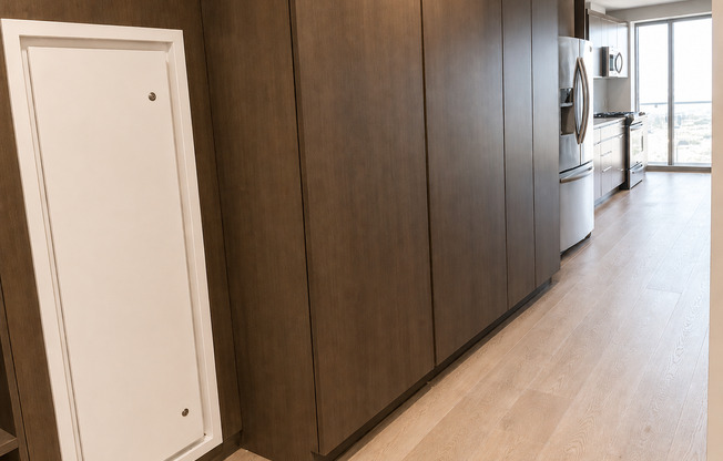 1 bed, 1 bath, 677 sqft, $1,650, Unit 201 Michigan #1003