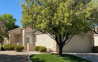 1 STORY 3 BR, 2 BA  HOME IN THE HEART OF SOUTH SUMMERLIN!