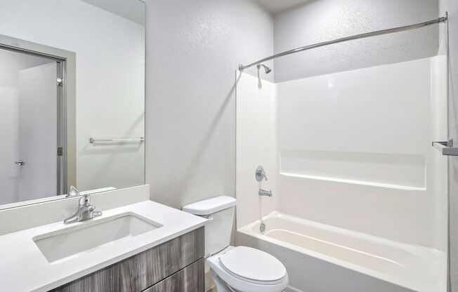 4 beds, 4 baths, 1,094 sqft, $2,900, Unit 203