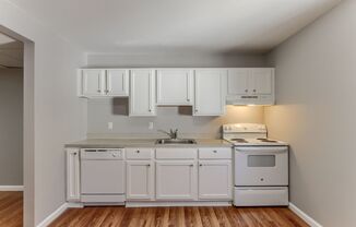 2 beds, 1 bath, $1,300, Unit 1778