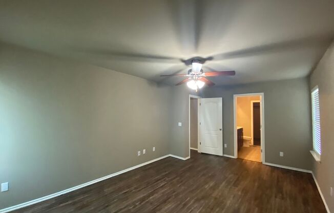 3 beds, 2 baths, $1,695