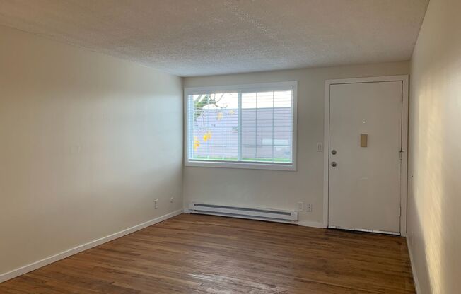 PhC2402 - Maple Court Apartments