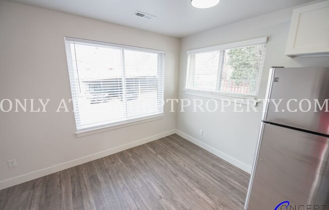 2 beds, 1 bath, $1,499, Unit 24