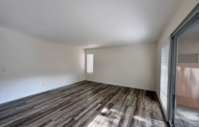 Beautifully Upgraded Condo in Rancho Bernardo