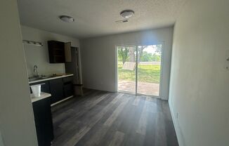 3 beds, 1 bath, $1,200