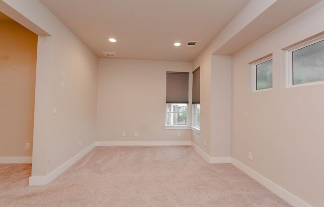 Stylish and Modern 4/BR 2/A Home in Austin!