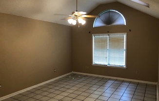 2 beds, 2 baths, $1,150