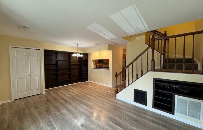 Stunning 2 Bed 2.5 Bath Interior Townhome In Newgate Community