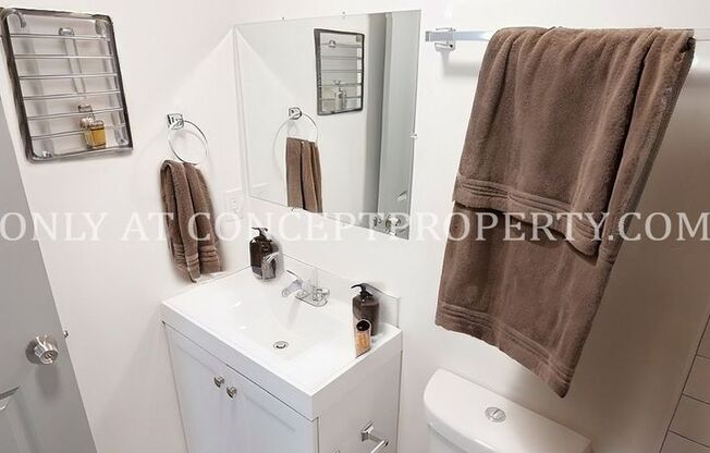 1 bed, 1 bath, 341 sqft, $1,399, Unit 4A