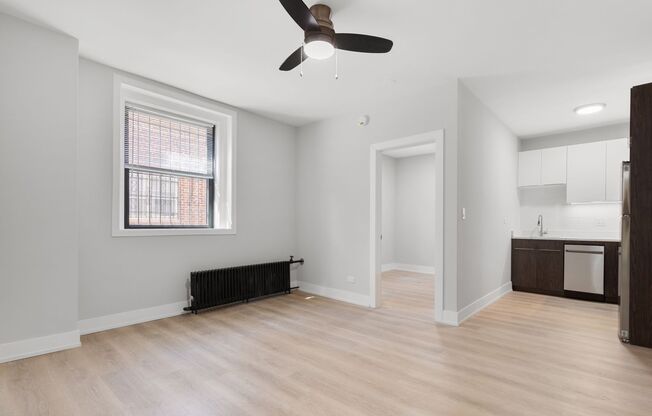 2 beds, 1 bath, 430 sqft, $1,950, Unit 1G