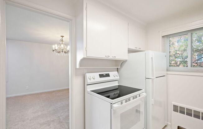 1 bed, 1 bath, 664 sqft, $1,685, Unit 301