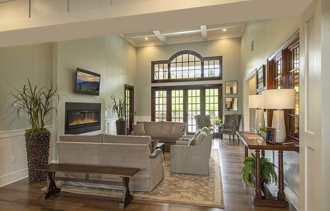 Lobby Lounge at Greystone Pointe, Knoxville, Tennessee