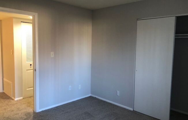 2 beds, 2 baths, 1,042 sqft, $1,249, Unit 5716D