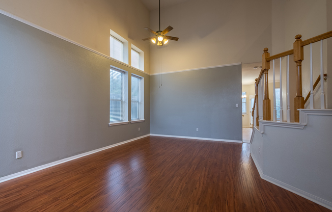 Spacious 2 Story, 3 Bedroom, 2.5 Bath Brick Home in Round Rock