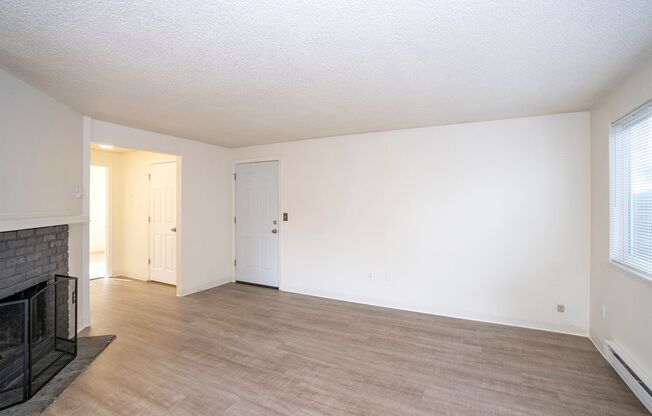 2 beds, 1 bath, $1,490, Unit UNIT 1