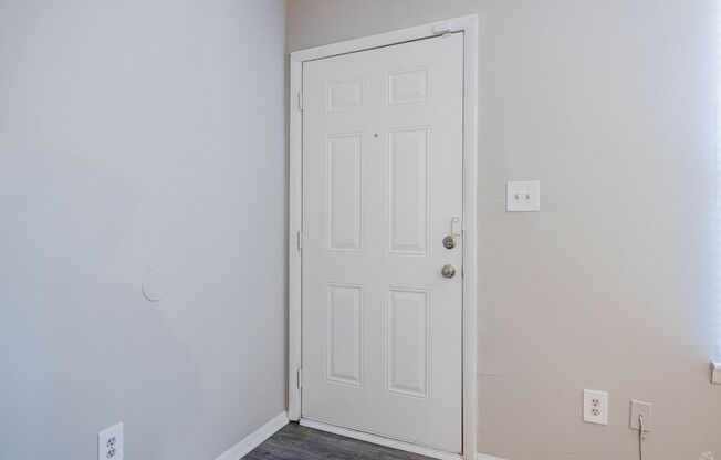 1 bed, 1 bath, 612 sqft, $825