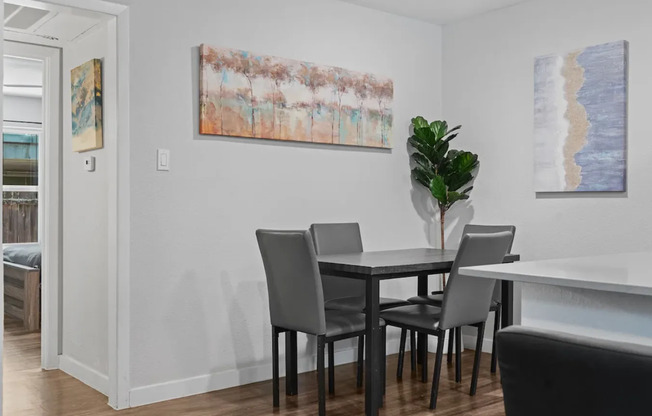 2 beds, 2 baths, $1,166, Unit 209