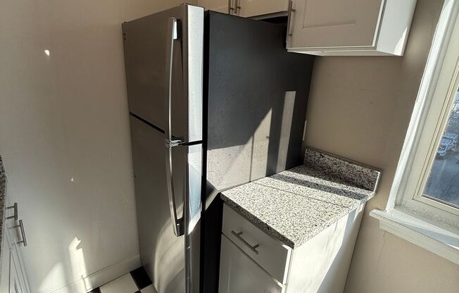 Studio, 1 bath, 400 sqft, $895, Unit #418