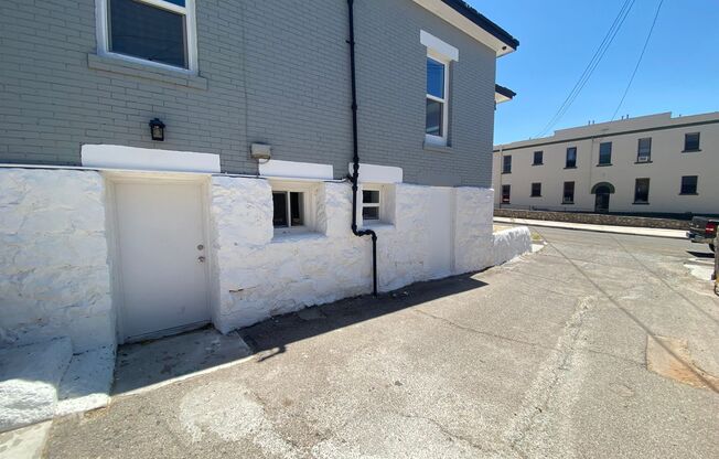 APARTMENT FOR RENT in CENTRAL EL PASO