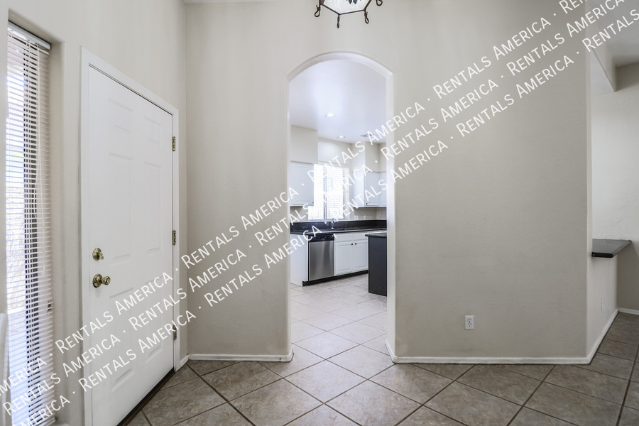 6343 W PONTIAC DR