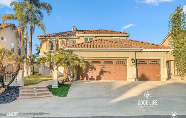 SD: Great 4B/3BA House in Oceanside w/ a Large Loft! Available for an 18-month lease!