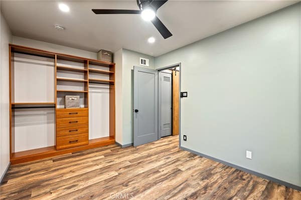 7424 W 85 ST