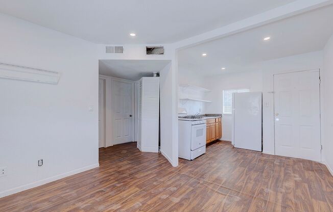 401 East Merlayne Dr