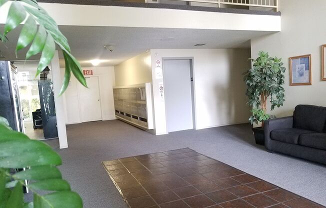 2 beds, 2 baths, 900 sqft, $2,600, Unit 230