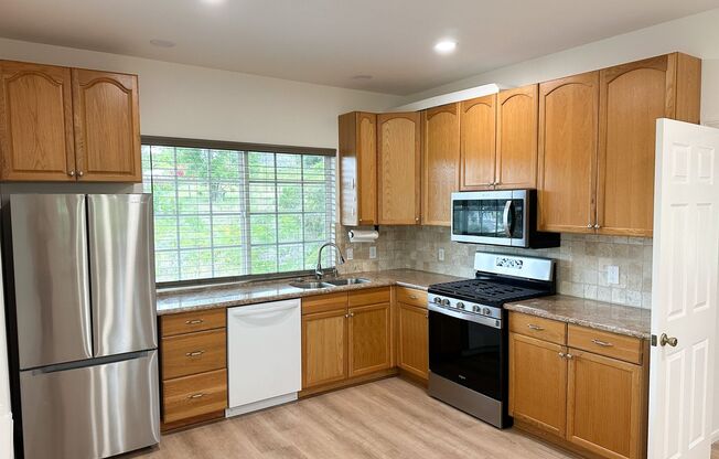 Immaculate 1500 sq. ft one-bedroom unit on private street in Vista!