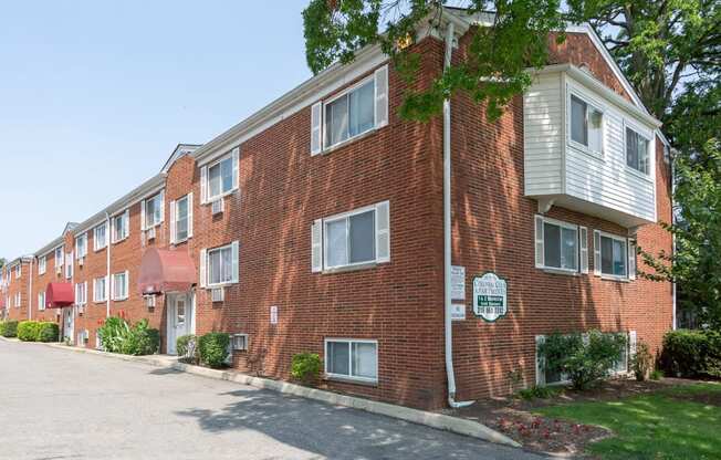 ZTEST Colonial Club Apartments