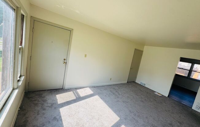 Pine Pointe Apartments