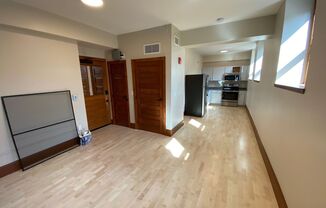 Studio, 1 bath, 415 sqft, $1,100, Unit G4