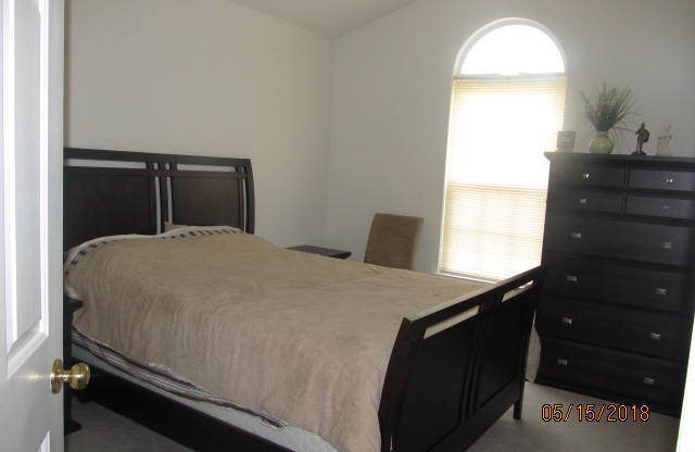 3 beds, 2 baths, $1,800