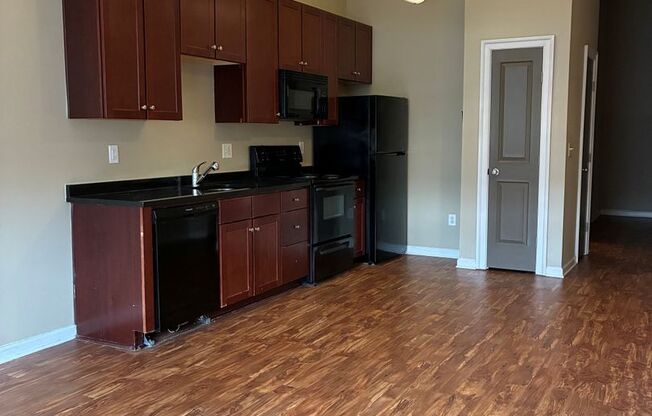 1 bed, 1 bath, 624 sqft, $1,195, Unit Apt 116