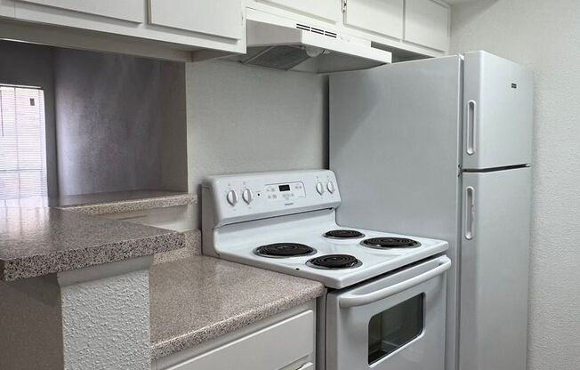 1 bed, 1.5 baths, 714 sqft, $930, Unit 03-017