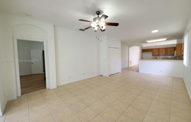 3 beds, 2 baths, $3,699