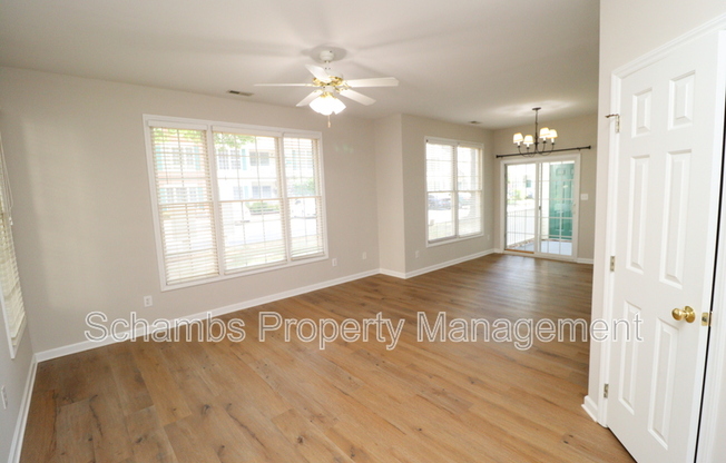 2812 KUDROW LN