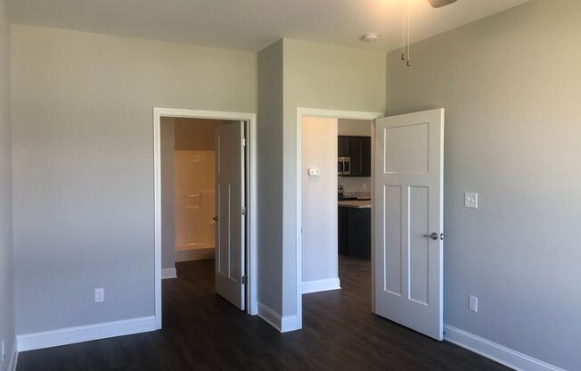 2 beds, 2 baths, $1,950