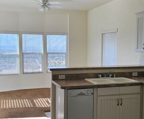 1 bed, 1 bath, $2,200