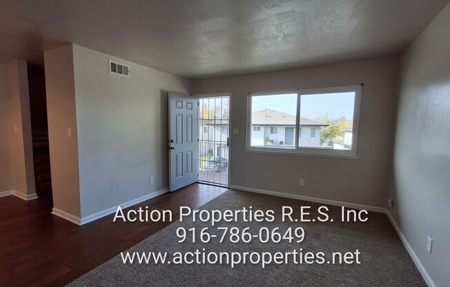 2 beds, 1 bath, $1,550, Unit UNIT # 4