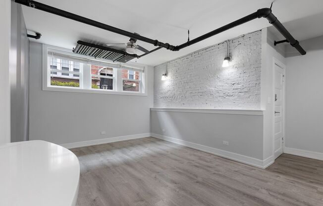 2 beds, 1 bath, 569 sqft, $2,200, Unit 6110-G