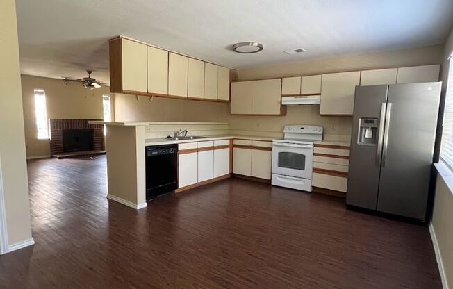 2 beds, 2.5 baths, $1,400