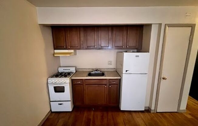 746 South Layton Boulevard