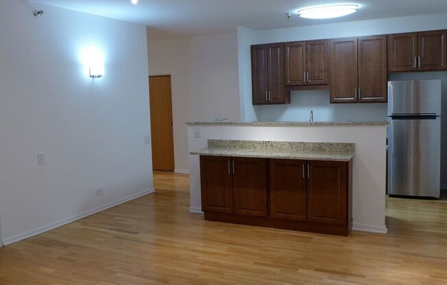 2 beds, 2 baths, 1,250 sqft, $2,695, Unit 03D