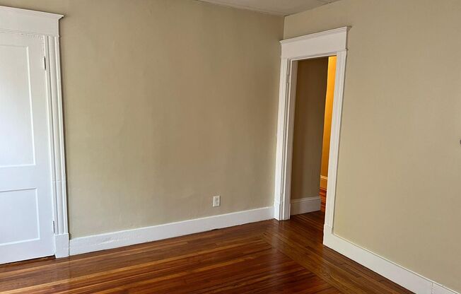 988-990-992 Chicopee Street