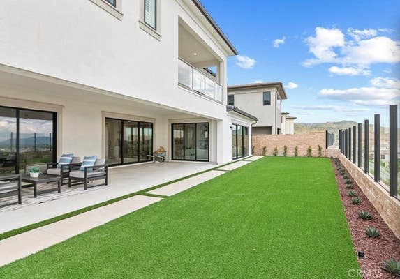 20150 W MARLOW LN