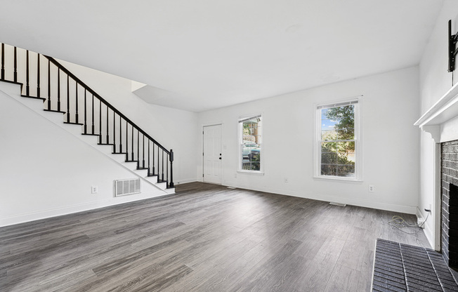 6101 HIGHCASTLE CT