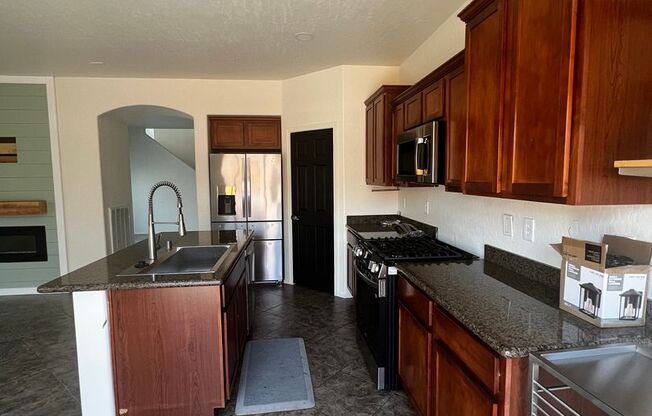 8977 Appellation Avenue - Beautiful 4-Bedroom Home in Prime Southwest Location! Community Pool.