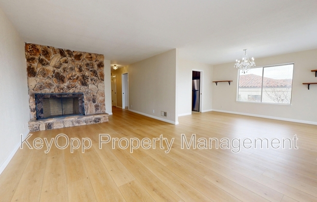 534 37 AVE